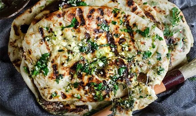 Spinach & Cheese Naan