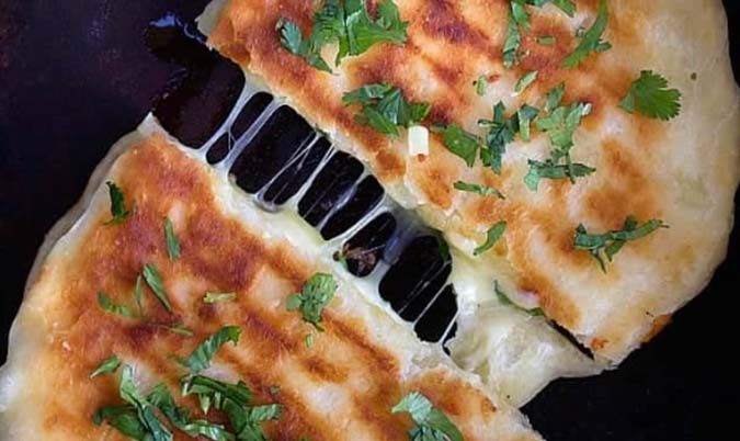 Cheese Naan