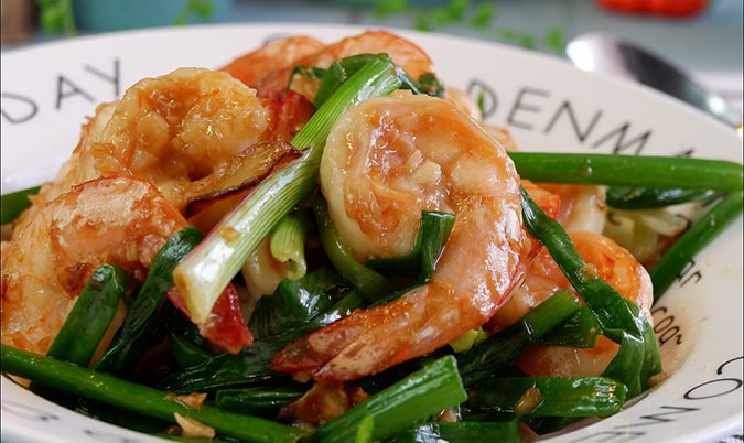 King Prawns with Ginger and Shallots