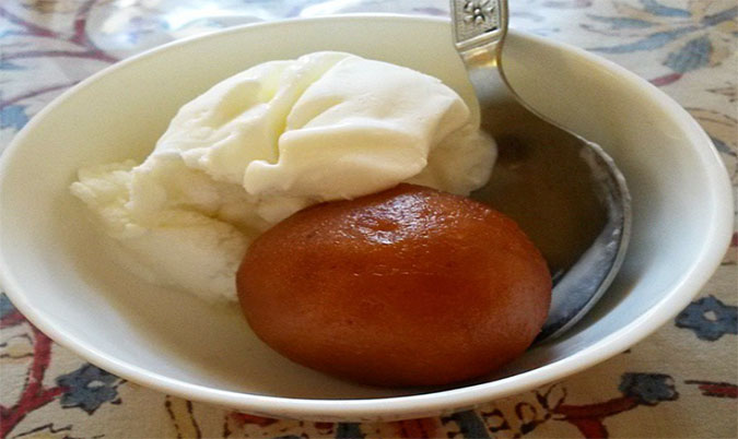 Gulab Jamun with Scoop of Vanilla