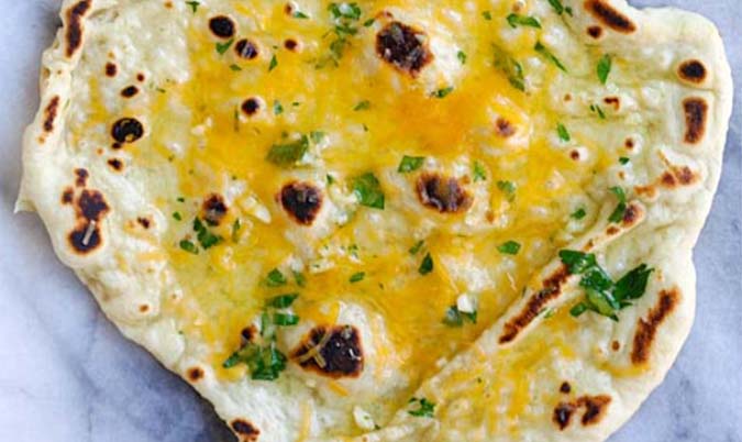 Cheese And Garlic Naan