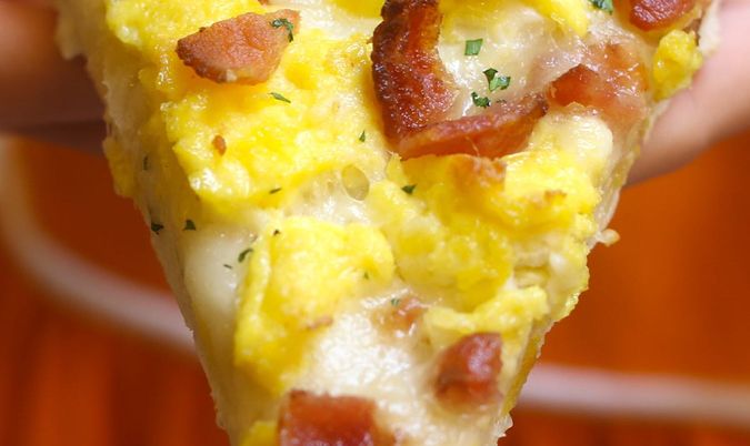 Bacon and Egg Meat Pizza