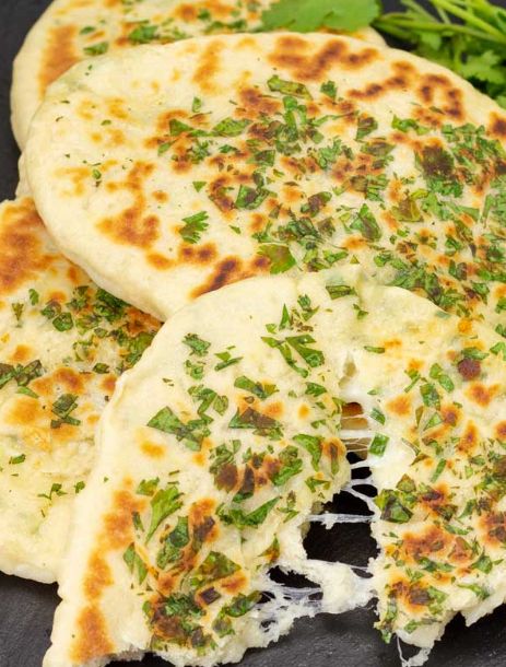 Chilli and Cheese Naan