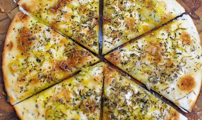 Garlic and Herbs Pizza Bread