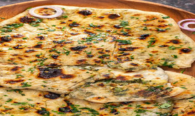 Cheese & spinach naan