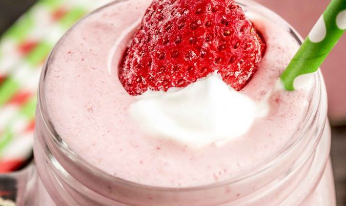 Strawberry Lassi Smoothie