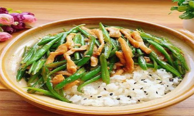 Green bean chicken breast with rice