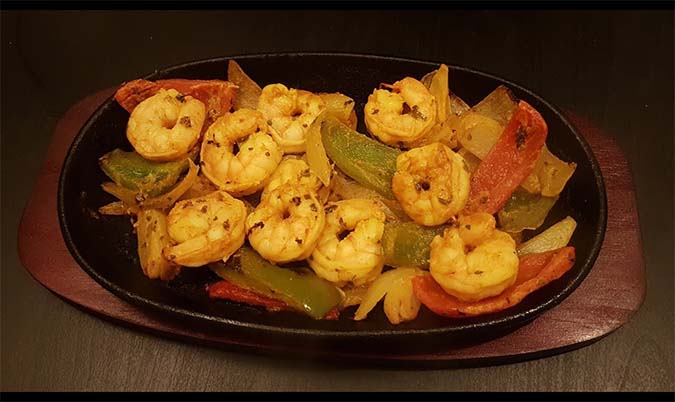 Sizzling King Prawns and Chicken