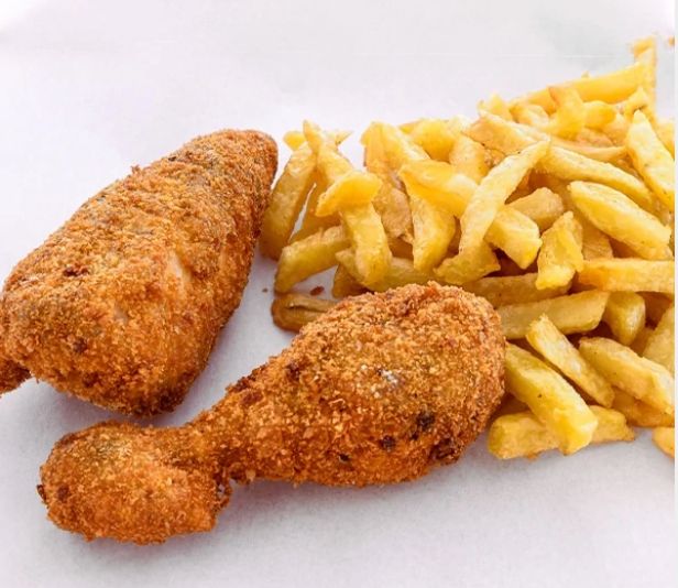 2 PIECE CHICKEN  AND CHIPS