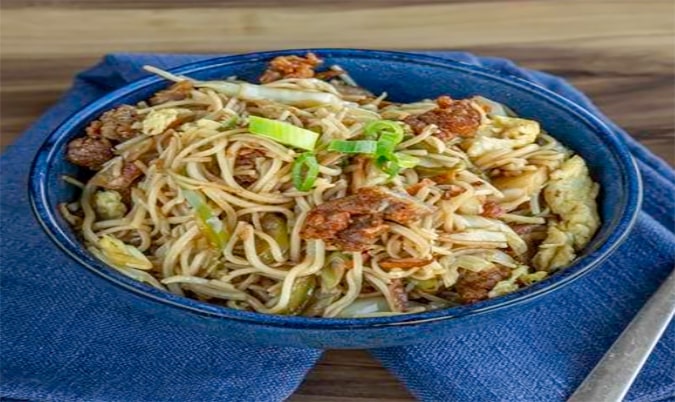 Schezwan Chicken Noodles