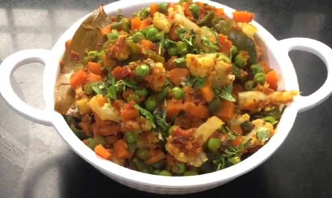 Steamed Mixed Vegetables (Oil Free)