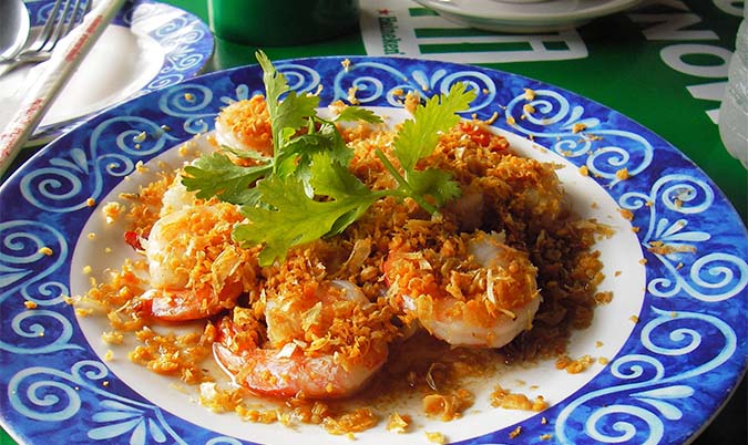 Goong Kra Thiem (Garlic Prawns/ Fish/ Octopus)