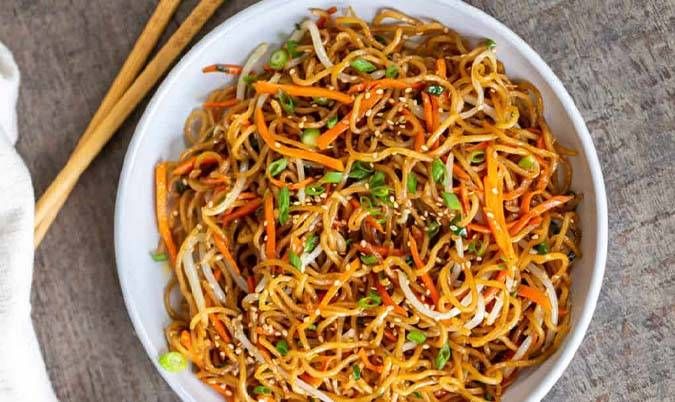 Vegetarian Noodles (V)