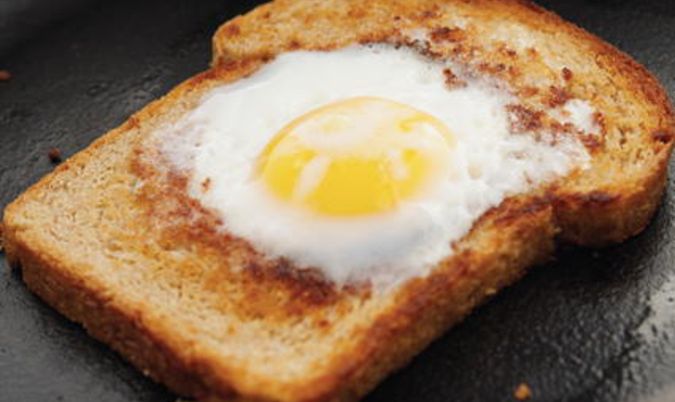 Eggs on Toast with Hash Brown