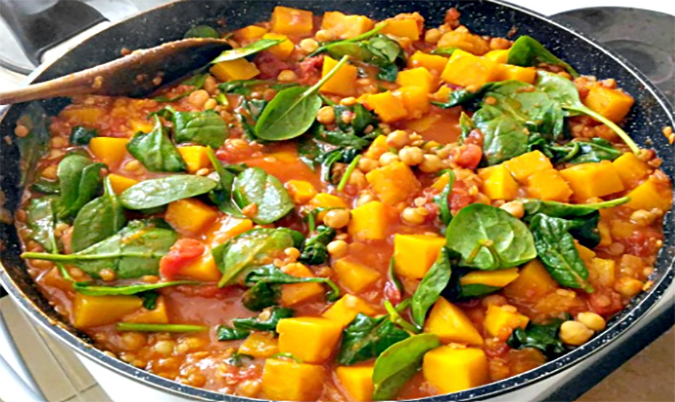Chickpea, pumpkin and spinach curry