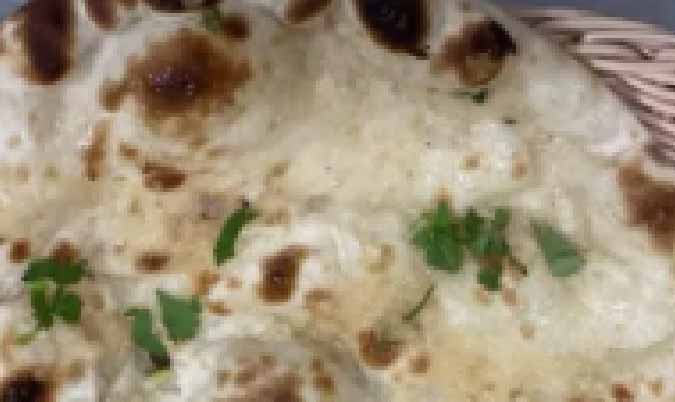 Cheese and Garlic Naan (Chef Special)