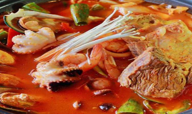 Spicy Seafood Beef Rib Soup