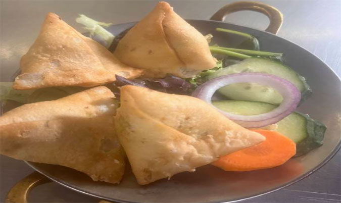 Cocktail Samosa (V)
