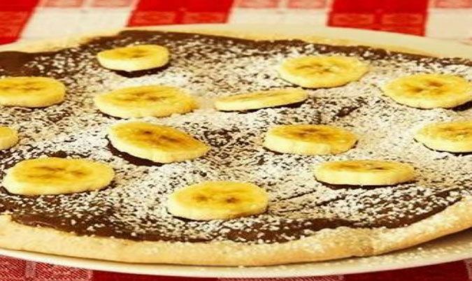 Nutella pizza