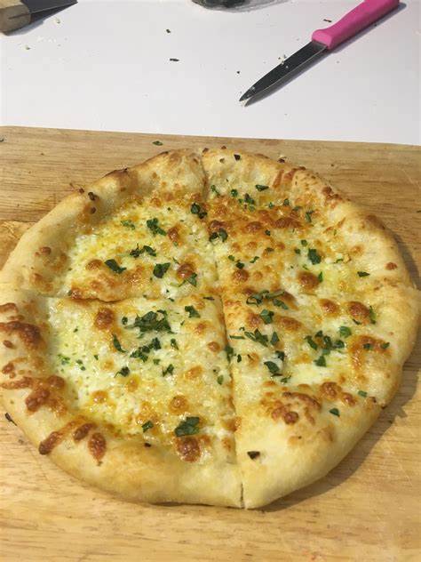 Garlic Pizza