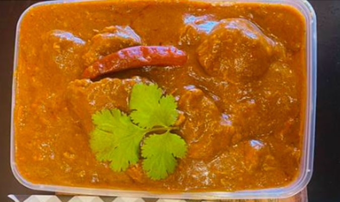 Beef Vindaloo  (Only hot spicy)