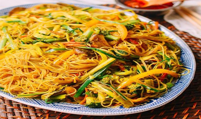 Vegetable Singapore Rice Noodle