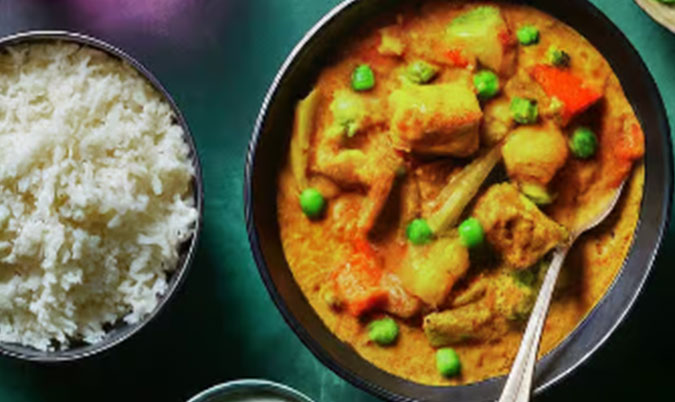 Navrattan Korma including Rice Box