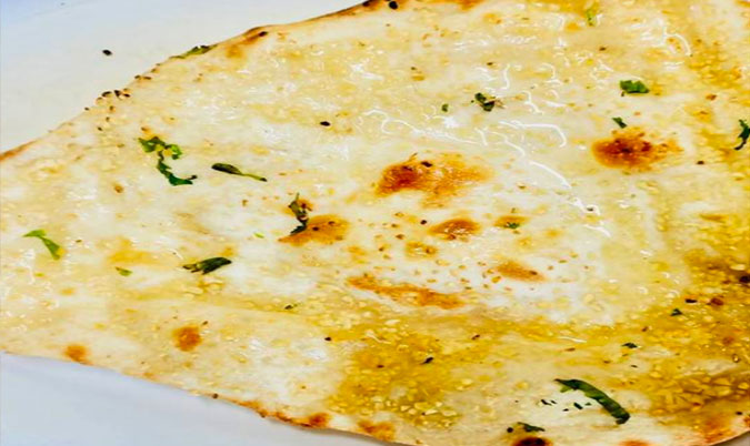 GARLIC NAAN