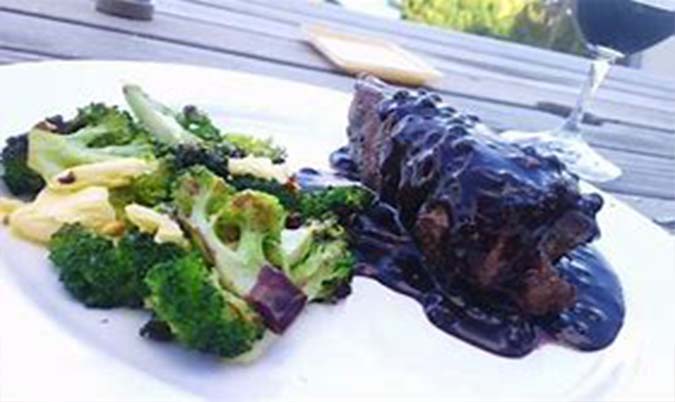 Cantonese Eye Fillet With Steam Broccoli