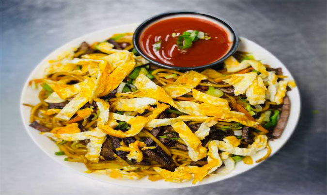 Mixed Chicken and Egg Chow Mein