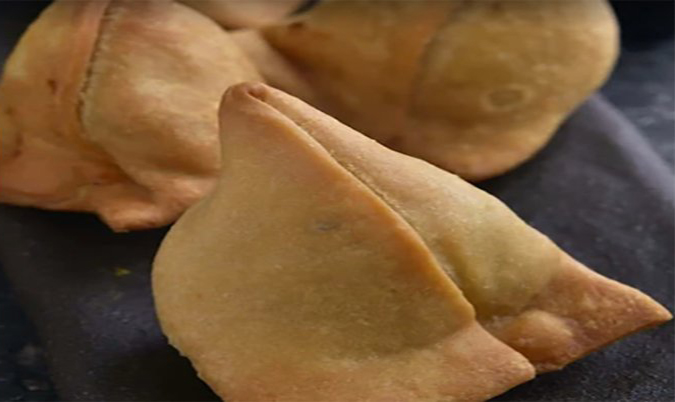 Veg Samosa 2pcs