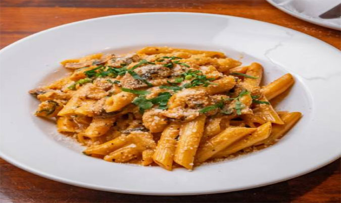 Penne Pollo Mushroom Pasta