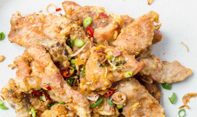 Spicy Salt & Pepper Chicken Ribs With Rice