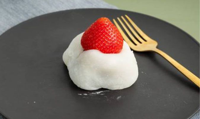 Premium Strawberry Mochi - Azuki