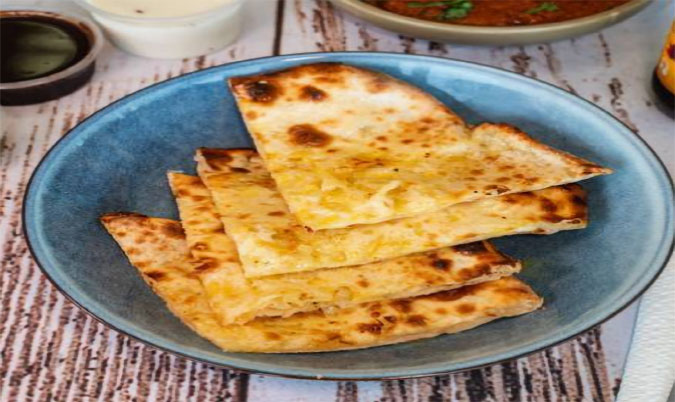 CHEESE NAAN