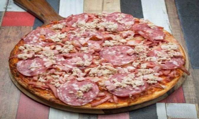 Meat Lovers Traditional Pizza