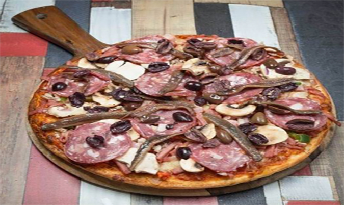 Seafood Traditional Pizza