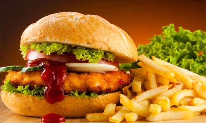 CHICKEN BURGER