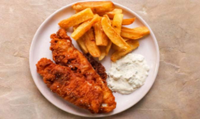 2 x pieces of fish, chips & Salad, with tartare sauce and a slice of lemon