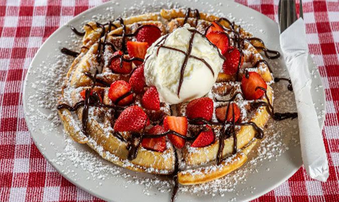 Dutch Round Waffle Strawberry