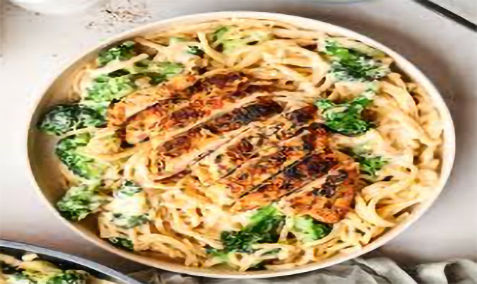 CHICKEN ALFREDO