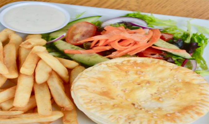 Creamy Chicken, Bacon + Mushroom Pie w chips &