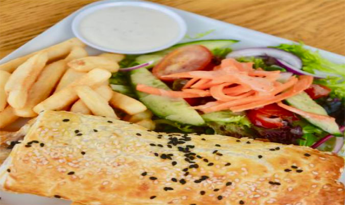 Giant Sausage Roll w chips & salad