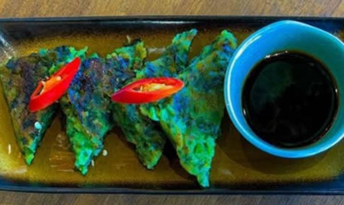Thai Chive Cakes (Gui Chai Tod)
