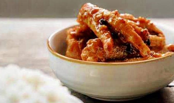 Braised Chicken's Feets Rice