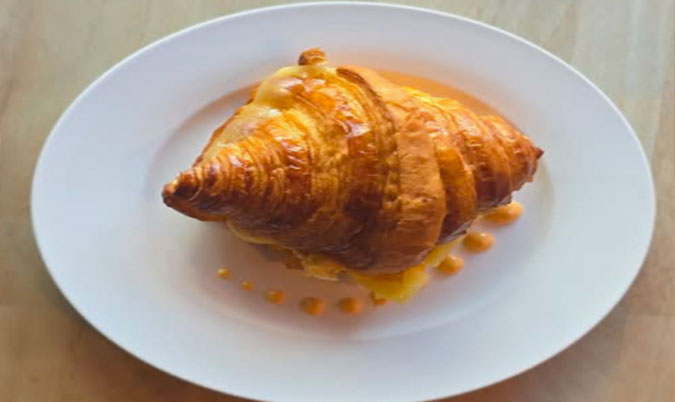 Egg cheese croissant