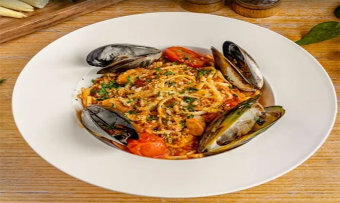 Seafood Linguine (DF)