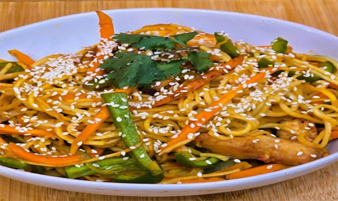 E3-Chicken Chow Mein