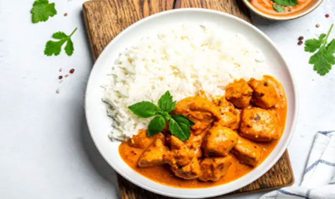 Tikka Saag with Steam Rice