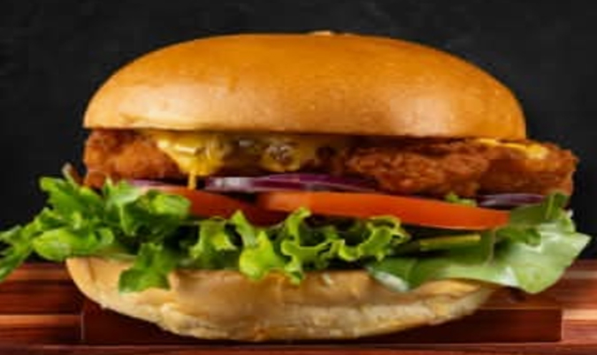 MEMPHIS FRIED CHICKEN BURGER